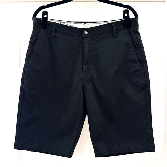 Volcom FRICKIN MODERN SHORTS Flat Front Golf Black sz 33 - Picture 1 of 6